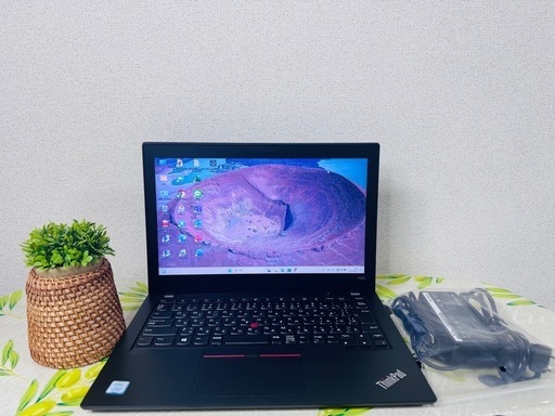 Lenovo ThinkPad X280 第8世代 Core i3-メモリ8GB