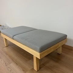 長椅子　スツールの画像