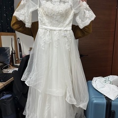 [Ominefans] 可愛い ウェディングドレス 二次会ドレス 結婚式 プリンセスラインドレス 姫系 パーティードレス 新婦 挙式 ブライダル ドレス 袖あり 発表会 ロングドレス 白の画像