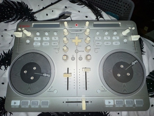 DJギア Vestax Spin 2