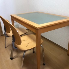 テーブル の画像