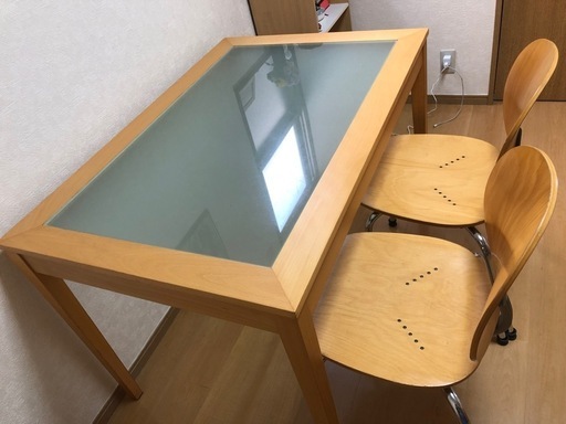 テーブル 