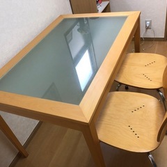 テーブル の画像