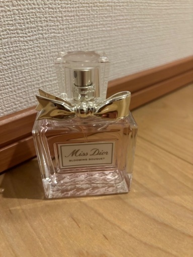 新品ミスディオール香水