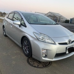 トヨタ　プリウス　S 10万キロ　車検:2026/10 内装・外装綺麗