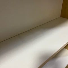 【引取りに来て頂ける方限定】【無料】木製　白　本棚の画像