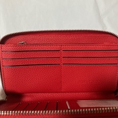 【新品】長財布 レディース ファスナー付き 大容量 12個のカードポケット 赤 レッドの画像