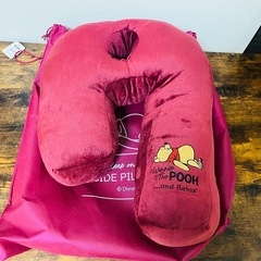 【新品】くまのプーさん  サイドピロー 専用収納袋付の画像
