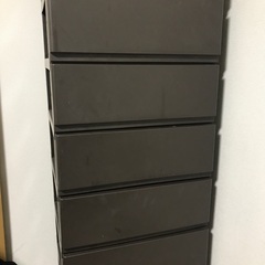 プラスチック衣装棚