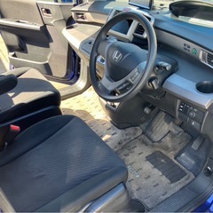 フリードハイブリッド　車検7年12月！下取歓迎！スマートキー　パワースライドドアの画像