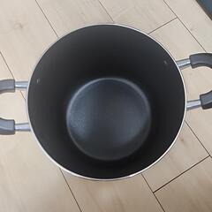 両手鍋　寸胴鍋　6.8L   22cmの画像