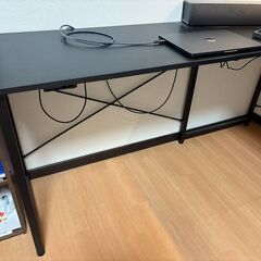 L字デスクの画像