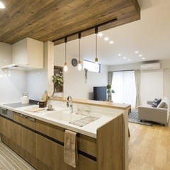 ⭕️リフォーム職人募集　月収３５万円以上可能！！（週３からOK・未経験OK）⭕️　日給15,000円〜25,000円の画像