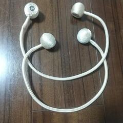 カーテンタッセル