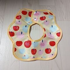 美品 首周りお食事エプロン2枚セット 離乳食 ベビー用 ベビー 食事ビブ スタイの画像