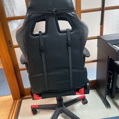 [受け渡し予定者決定] 美品なゲーミングチェアの画像
