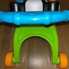 ベビージムと手押し車　子供スーツの画像