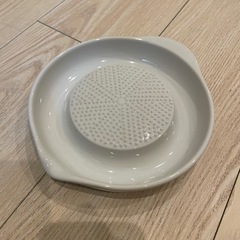 貝印　おろし器　セラミック