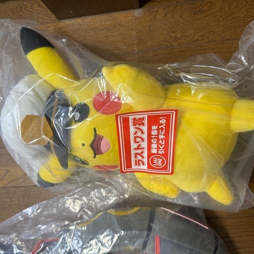 ポケモン　ぬいぐるみ　黒いレックウザ&キャプテンピカチュウ　一番くじ
