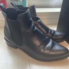 黒ブーツ　0円の画像