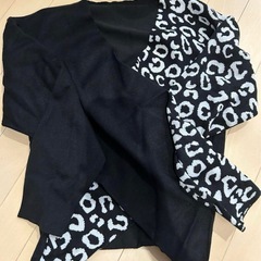 SHEINレオパードカシュクールニットトップスの画像