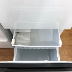 安心の1年保証付。【Hisense 2ドア冷蔵庫　HR-G26E3W 2024年製　257L】取りに来れる方限定。の画像