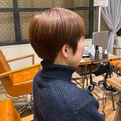 明日❗️ショートヘアの方カットさせていただけませんか🙇🏻‍♀️💦