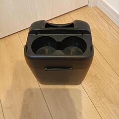 ドリンクホルダーとゴミ箱　車用の画像