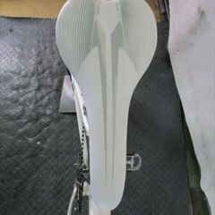 E114　★29800円★整備済み クロスバイク中古自転車 【FUJI　バラッドR　白　44ｃｍ　クロモリフレーム】