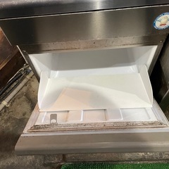 業務用製氷器　早く売りたいので値下げ大幅可能！の画像