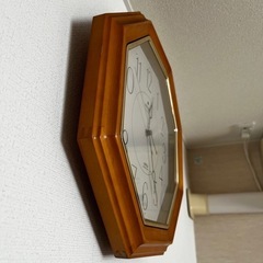壁掛け電波時計の画像