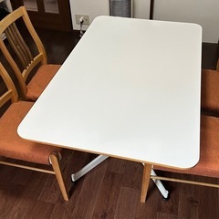 ダイニングセット　昇降式テーブル・椅子4脚