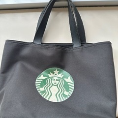 黒いバッグ