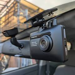 ★低走行2.4万㎞！大人気色！プリウス【S】Pスタート！禁煙車！寒冷地仕様！バックカメラ！ETC！オートライト！TV！SDナビ！★の画像