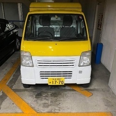 グリルチキン搭載キッチンカー