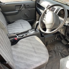 グリルチキン搭載キッチンカーの画像