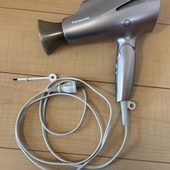 ヘアドライヤー　パナソニック　EH-CNA99  17年製　ナノケアの画像