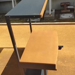 ＊最終処分！早めに連絡下さい＊PCデスク（３段・座り用）