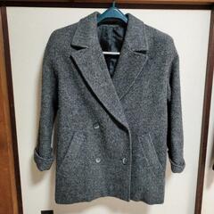 ウール素材のグレーのダブルブレストピーコートL〜LLサイズ位