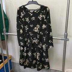 0228-144 花柄ワンピース　M