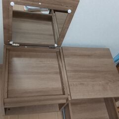 【価格相談に応じます】ローテブル（鏡つき）の画像