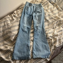 デニムパンツ フレアデニム ライトブルー Sサイズの画像