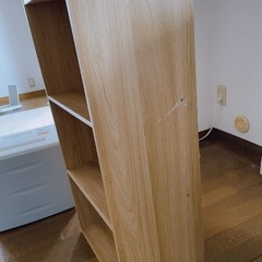三段ラックの画像