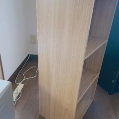 三段ラックの画像