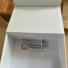 ディスプレイ棚　箱等の画像