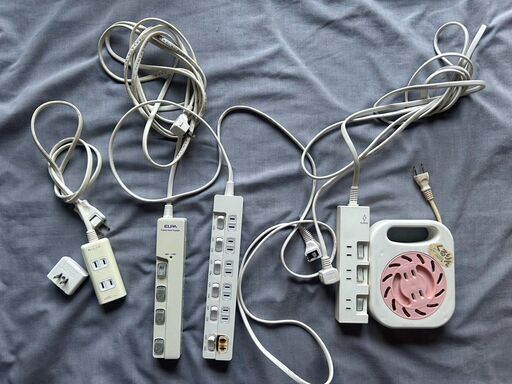 延長コード　電源タップ　２M６口　３M４口　１M３口　3M３口　巻取1.8M２口　６set