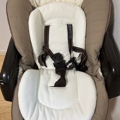 Combi ハイローチェア　電動の画像