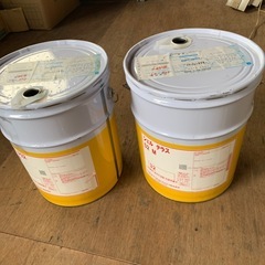 空缶20リットル2缶