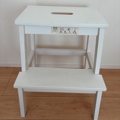【お取引決まりました】IKEA ステップスツール 脚立