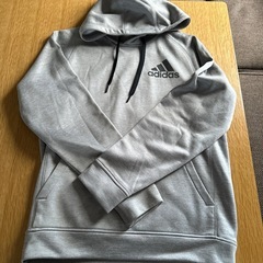(決まりました)adidas パーカー